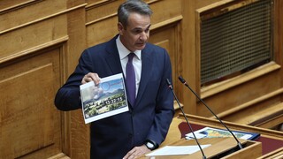 Υψηλοί τόνοι στη Βουλή για τις πυρκαγιές - Μητσοτάκης: Τρεις κακές χρονιές για την Ελλάδα