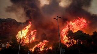Έβρος: Πύρινη «κόλαση» για 14η ημέρα - Γύρω από το Σουφλί οι φλόγες