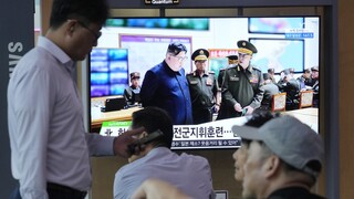 Η Βόρεια Κορέα διεξάγει νέα άσκηση για «πλήγμα με τακτικά πυρηνικά όπλα»