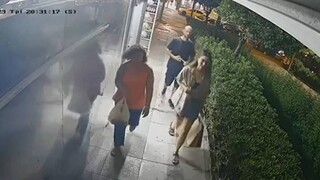 Καισαριανή: Βίντεο από τη στιγμή που άγνωστος επιτέθηκε με σύριγγα σε γυναίκα