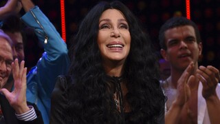 Η Cher αποκάλυψε το μυστικό της νεότητάς της