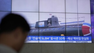 Βόρεια Κορέα: Καθελκύει το πρώτο της «υποβρύχιο επίθεσης με τακτικά πυρηνικά όπλα»