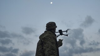 Πόλεμος Ουκρανία: Η ρωσική αντιαεροπορική άμυνα κατέρριψε τρία drones στην Κριμαία