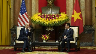 Μπάιντεν: «Οι σχέσεις ΗΠΑ - Βιετνάμ εισήλθαν σε νέο στάδιο»