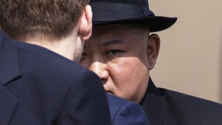 Νοτιοκορεατικά ΜΜΕ: Ο Κιμ Γιονγκ Ουν ταξιδεύει προς τη Ρωσία