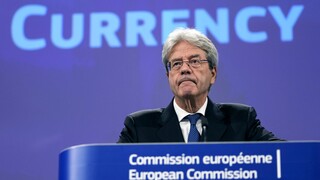 Τζεντιλόνι: Στήριξη στην Ελλάδα από την Ε.Ε. – Τι είπε για την επενδυτική βαθμίδα