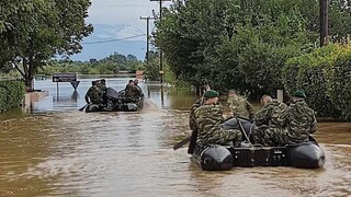 Πλημμύρες στη Θεσσαλία: Δύτες στο Πήλιο ψάχνουν σε αυτοκίνητα για αγνοούμενους