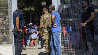 Ιταλία: 5.000 χιλιάδες εγγύηση από κάθε μετανάστη ή αλλιώς μεταφορά σε κλειστά κέντρα