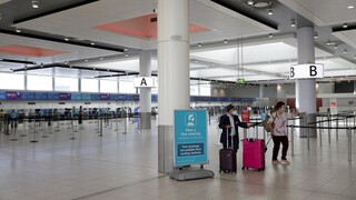 Ακυρώσεις πτήσεων στο αεροδρόμιο Γκάτγουικ λόγω κορωνοϊού