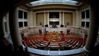 Βουλή: Εγκρίθηκε η αντικατάτασταση των μελών της ΑΔΑΕ - Οι ενστάσεις της αντιπολίτευσης
