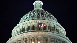 HΠΑ: Η Γερουσία απέτρεψε στο παρά πέντε το shutdown - Τι αξιώνει ο Μπάιντεν