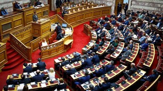 ΑΔΑΕ - ΕΣΡ: Νέα κόντρα στην Ολομέλεια της Βουλής με αιχμή τις Ανεξάρτητες Αρχές