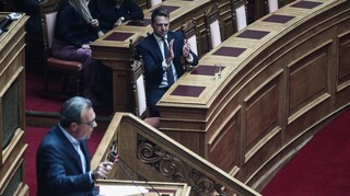 Ολομέτωπη σύγκρουση κομμάτων στην «πρώτη» Κασσελάκη στη Βουλή - Οι ειρωνείες που «άναψαν τα αίματα»