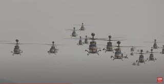 «Έκρυψαν» τον ουρανό: 42 στρατιωτικά ελικόπτερα σε άσκηση Ετοιμότητας και Συναγερμού