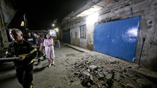 Νάπολη: Οι συνεχείς δονήσεις φέρνουν σχέδια εκκένωσης των Φλεγραίων Πεδίων