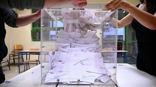 Αυτοδιοικητικές εκλογές: Οι «βουβοί» ψηφοφόροι, τα φαβορί και τα στοιχήματα των επιτελείων