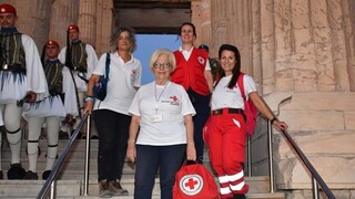 Ελληνικός Ερυθρός Σταυρός: Στο πλευρό των επισκεπτών του Ιερού Βράχου της Ακρόπολης