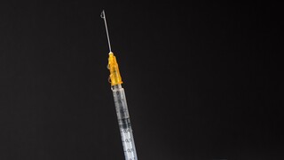Κορωνοϊός: Ανοιχτή για όλες τις ηλικιακές ομάδες η πλατφόρμα για το επικαιροποιημένο εμβόλιο