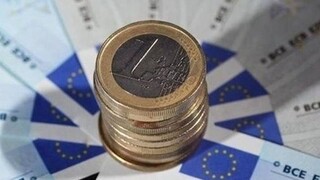 Eurostat: Μειωμένο το δημόσιο έλλειμμα και το χρέος σε ΕΕ και Ευρωζώνη