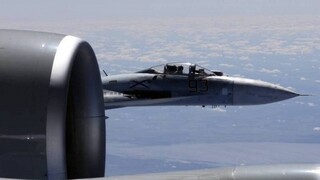 Mόσχα: Mαχητικά Su-37 αναχαίτισαν δύο βομβαρδιστικά B1-B και ένα drone των ΗΠΑ