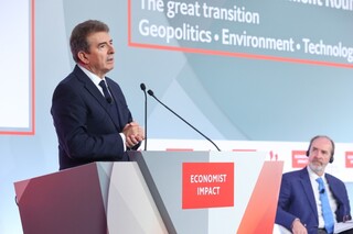 Χρυσοχοΐδης στον Economist: Θα επανεκκινήσουμε το ΕΣΥ - Διαγωνισμοί παντού