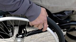 Tραγωδία στη Θεσσαλονίκη: Νεκρός ηλικιωμένος με αναπηρικό αμαξίδιο μέσα σε ασανσέρ