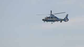 Πλαταμώνας: Ελικόπτερο του Λιμενικού σε χαμηλή πτήση τραυμάτισε 42χρονη σε παραλία