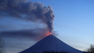 Ισλανδία: Φόβοι για ηφαιστειακή έκρηξη στη χερσόνησο Ρέικιανες – Εκκενώθηκε πόλη 3.000 κατοίκων