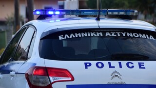 Ληστεία σε βενζινάδικο στην Αθηνών - Κορίνθου: Ακινητοποίησαν τον υπάλληλο με τσεκούρι