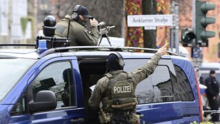 Γερμανία: Στο μικροσκόπιο της αστυνομίας 17 άτομα για αντισημιτικά σχόλια στα social media