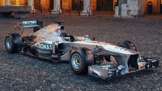 Αυτό τo μονοθέσιο F1 της Mercedes τίναξε τη μπάνκα στον αέρα!