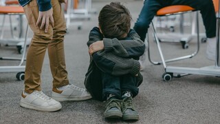 Ηράκλειο: Άγριο περιστατικό bullying - Ξυλοκόπησαν παιδί με αυτισμό