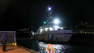 Ναυάγιο στο Βόρειο Αιγαίο: Εισροή υδάτων στο πλοίο που βυθίστηκε - Έρευνες για τους 12 αγνοούμενους