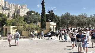Τουρισμός: Ποιοι ξένοι επισκέπτες «ψήφισαν» Ελλάδα