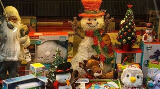 Στη «μάχη» του χριστουγεννιάτικου τζίρου η αγορά παιχνιδιών - «Πιέζεται» ο σάκος του Άη Βασίλη