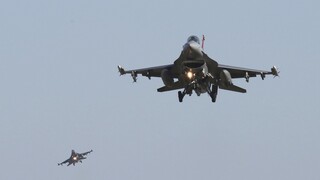 Συνετρίβη αμερικανικό F-16 στη Νότια Κορέα - Διασώθηκε ο πιλότος