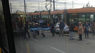 Παλαιό Φάληρο: Ένας νεκρός από τη σύγκρουση αυτοκινήτου με τραμ