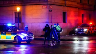 Πράγα: Βαρύ πένθος - Ο «μοναχικός λύκος» και η «έμπνευση» της επίθεσης