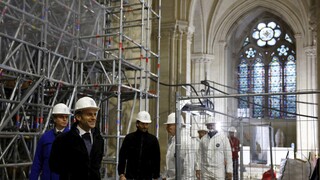 Το σχέδιο Μακρόν για την Παναγία των Παρισίων εξοργίζει τους Γάλλους
