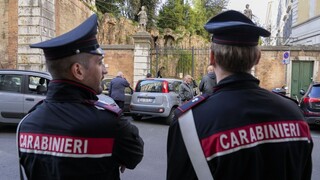 Ιταλική Γερουσία για φασιστικούς χαιρετισμούς: Είναι ρωμαϊκός χαιρετισμός, δεν είναι αδίκημα