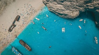 Nαυάγιο της Ζακύνθου: Κόπηκε στη μέση το σκαρί του θρυλικού πλοίου από την κακοκαιρία