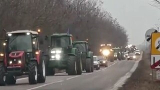 Ρουμανία: Μπλόκα από αγρότες και οδηγούς φορτηγών στο Βουκουρέστι και στα σύνορα με Ουκρανία