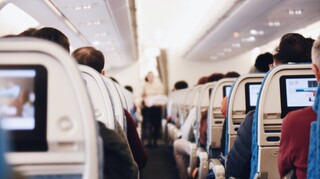 Τόκιο: Χάος σε πτήση - Μεθυσμένος επιβάτης... δάγκωσε αεροσυνοδό