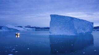 Τριάντα εκατομμύρια τόνους πάγου την ώρα χάνει η Γροιλανδία