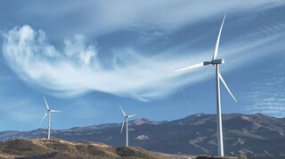 Νέα ρεκόρ για την πράσινη ενέργεια  το 2023 – Μείωση στη ζήτηση ρεύματος και φυσικού αερίου
