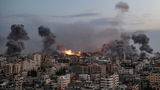 Σφοδρές συγκρούσεις στη Λωρίδα της Γάζας, διαπραγματεύσεις για ανακωχή
