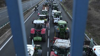 Στους δρόμους Γάλλοι και Βέλγοι αγρότες - Ετοιμάζουν αποκλεισμούς λιμανιών και άλλων σημείων