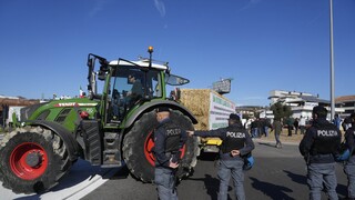 Για πρώτη φορά τρακτέρ στους δρόμους της Γενεύης - Τι ζητούν οι Ελβετοί αγρότες