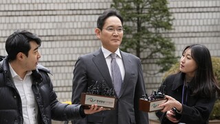 Αθωώθηκε ο πρόεδρος της Samsung Λι Τζε-γιονγκ - Είχε καταδικαστεί για οικονομικά εγκλήματα