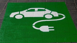 Κομισιόν: Το 60% των αυτοκινήτων θα είναι ηλεκτροκίνητα έως το 2040